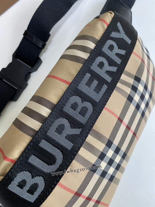 Burberry專門店新款休閒腰包 巴寶莉拼色尼龍材質男女款腰包挎包 yxb1153